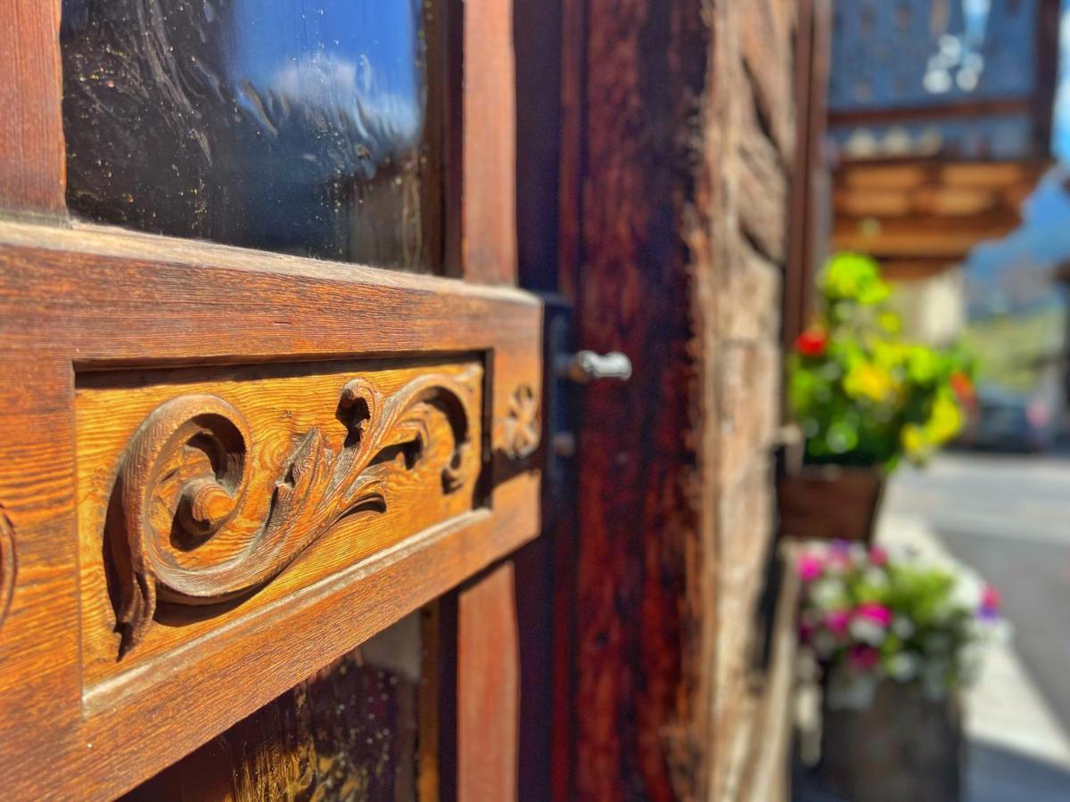 ホテル Garni Francescato リヴィーニョ エクステリア 写真
